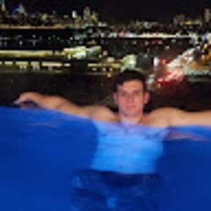 Meet your Posher, Emir